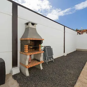 https://mahostly-bungalow-vista-golf.in-canary-islands.com
